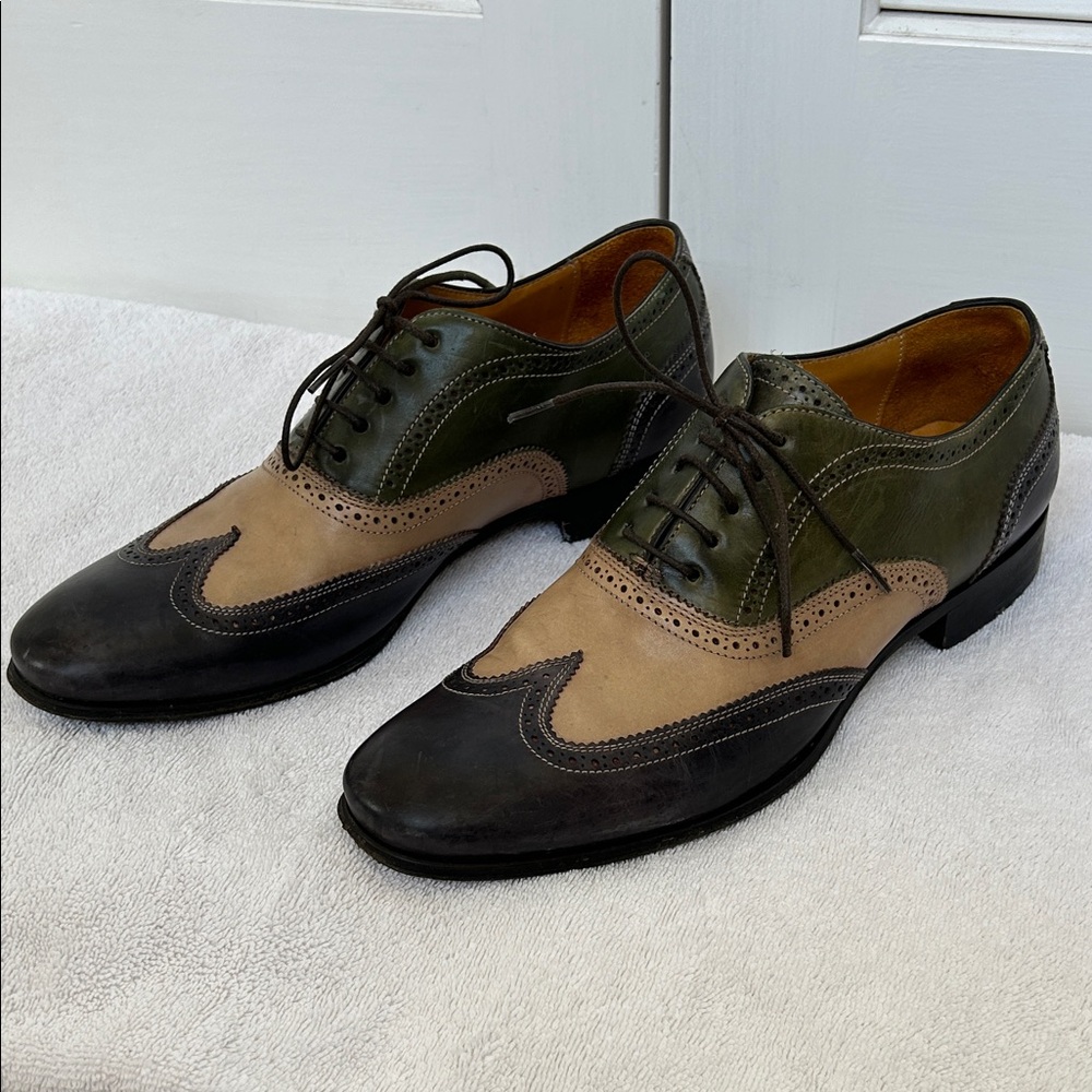 Elegant Leather Oxford Shoes - Olive, Beige, and Dark Brown
